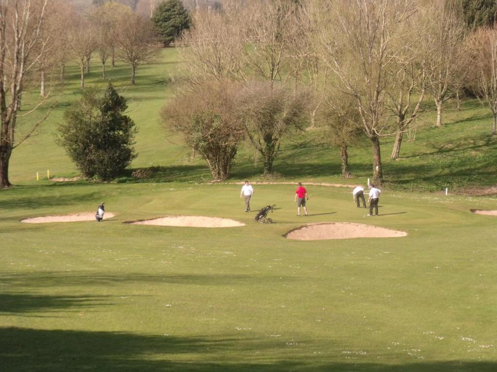 St Mary'S Hotel Golf & Country Club Pencoed Exterior foto
